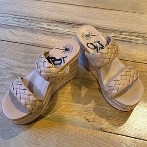 OTBT Braided Beige Platform Sandals